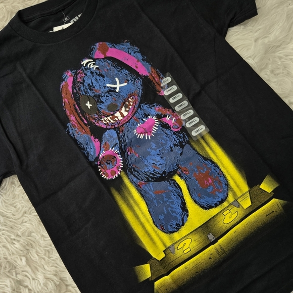 Call of Duty Mister Peeks Black T-Shirt. Size Small. New. - Picture 2 of 7